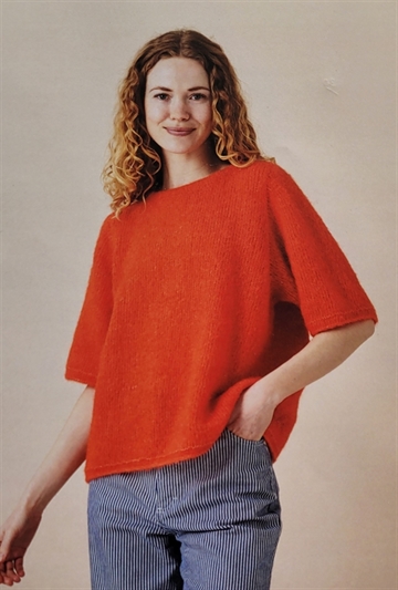 Sally oversize T-shirt i glatstrik